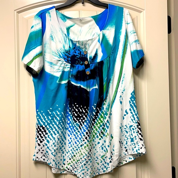 Top - Picture 2 of 6